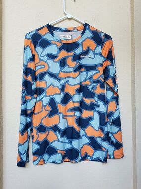 Magellan Outdoors Kids' Long Sleeve Camo Rashguard.  Size Large (14-16)